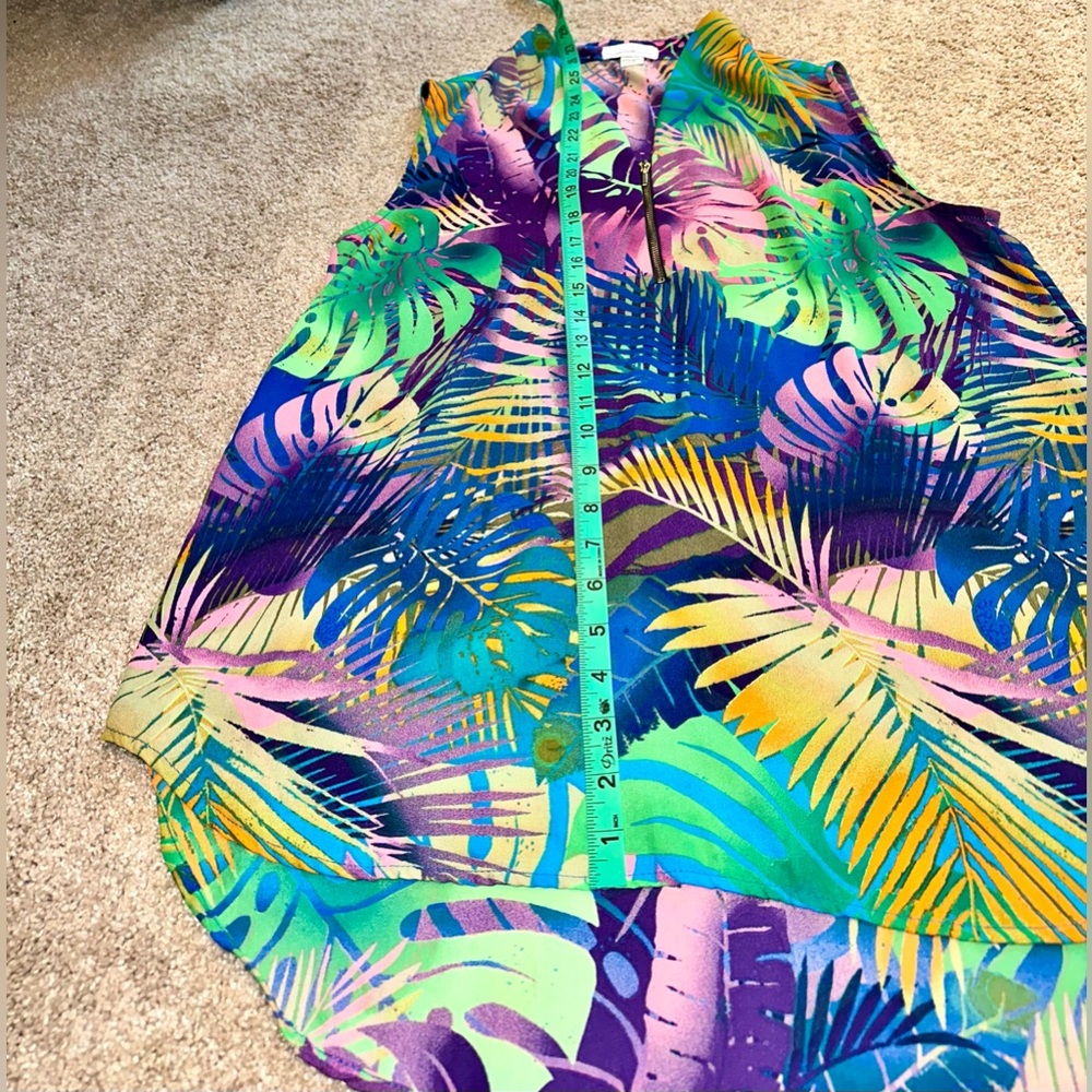 Jaclyn Smith Collection Tropical Sleeveless Blouse. Size L - Picture 6 of 6